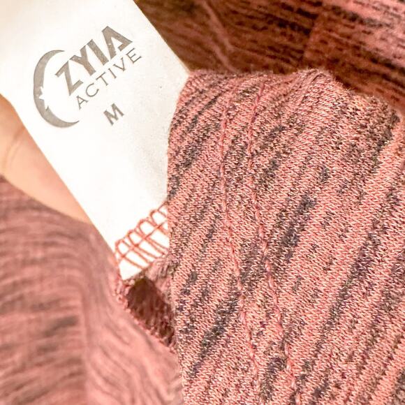 Zyia Active Heathered Pink Infinity Crop Tank, EUC, Size Medium, MSRP $47 - Picture 6 of 11